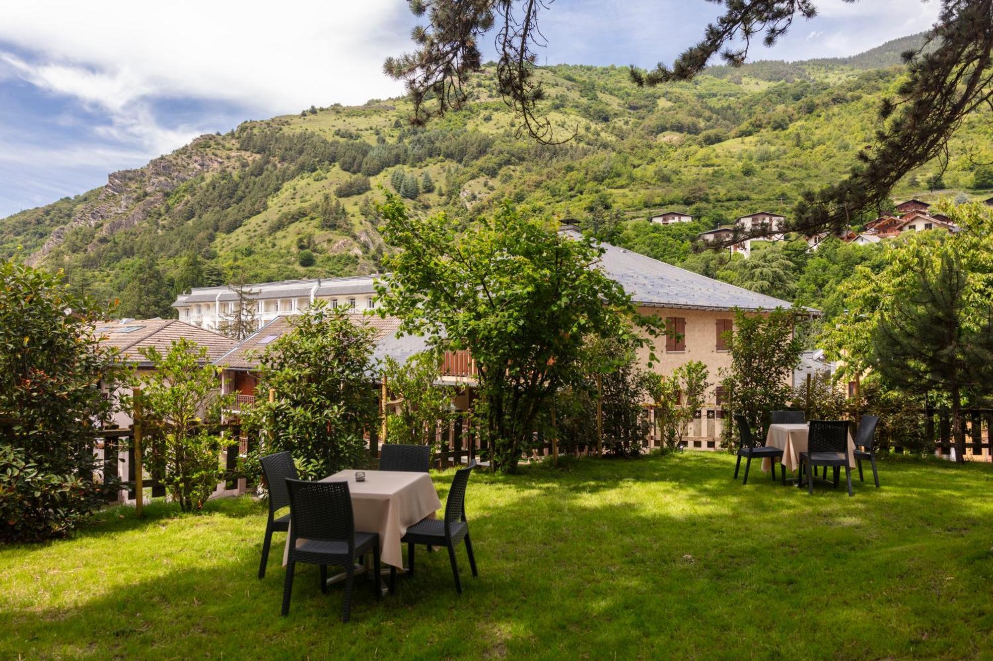 Chalet-hôtel Le Belvédère Hotel 3*